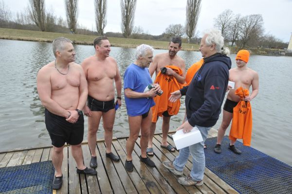 otu�ilci; hodon&iacute;n