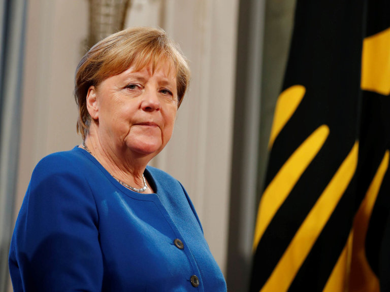 Zase jsme v plusu: Přestože německá ekonomika loni výrazně zpomalila, mohla kancléřka Angela Merkelová oznámit, že země skončila ve výrazném přebytku. (Foto: Reuters) Zase jsme v plusu: Přestože německá ekonomika loni výrazně zpomalila, mohla kancléřka Angela Merkelová oznámit, že země skončila ve výrazném přebytku.