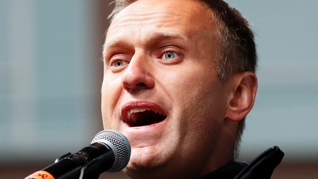 Jeden z agent rusk Federln a bezpenostn sluby (FSB) Konstantin Kudrjancev se piznal opozinmu pedkovi Alexeji Navalnmu, e se ho pokusil 21. srpna se svmi kolegy otrvit.
