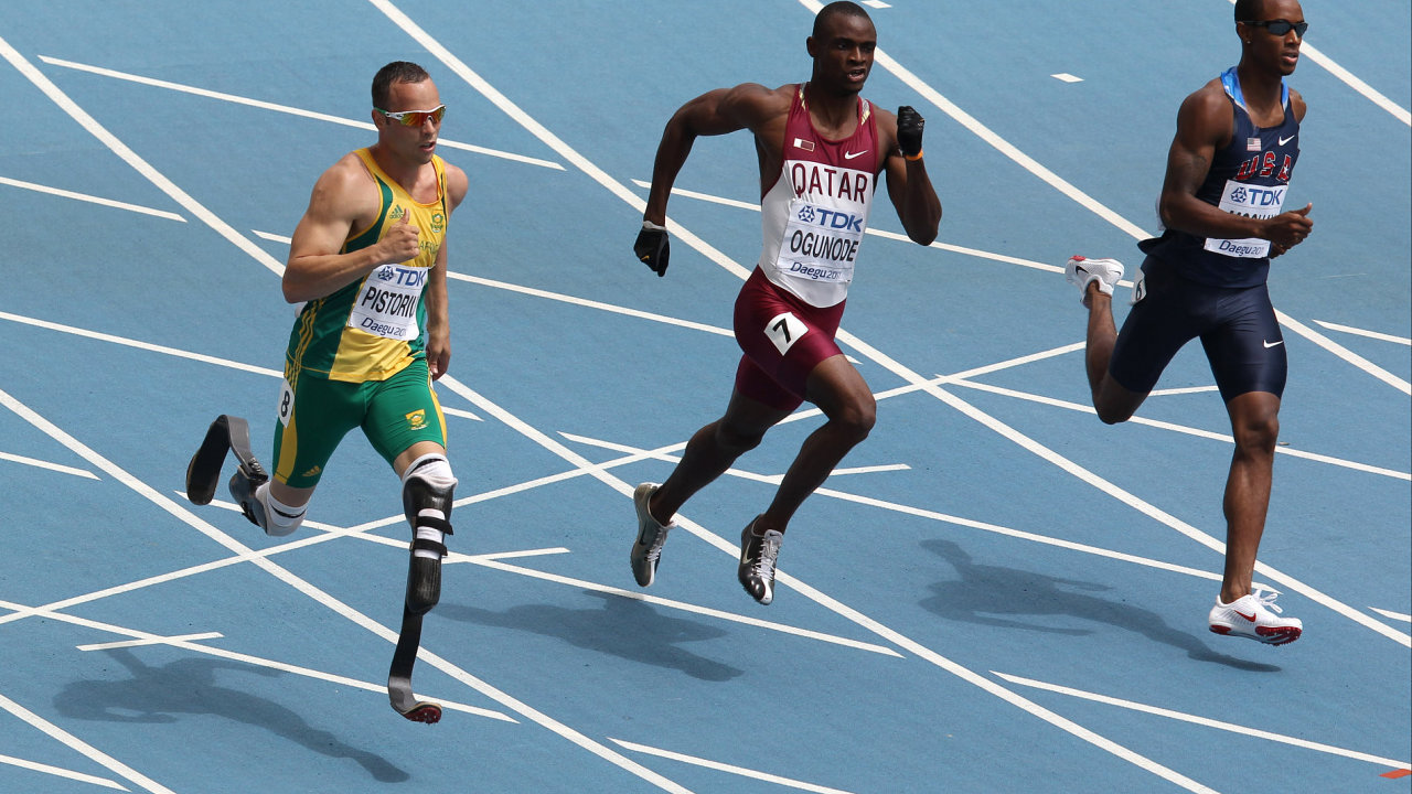 Oscar Pistorius v zvod na 400 metr.