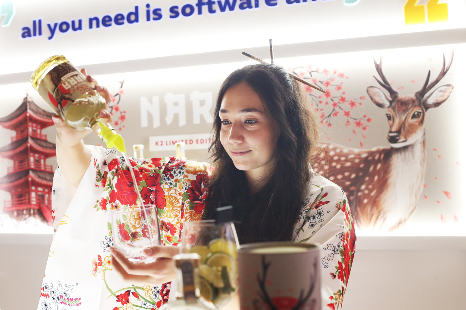 Kadoron konference pro stvajc i potenciln klienty se v brnnskm divadle Reduta nesla v japonskm duchu.