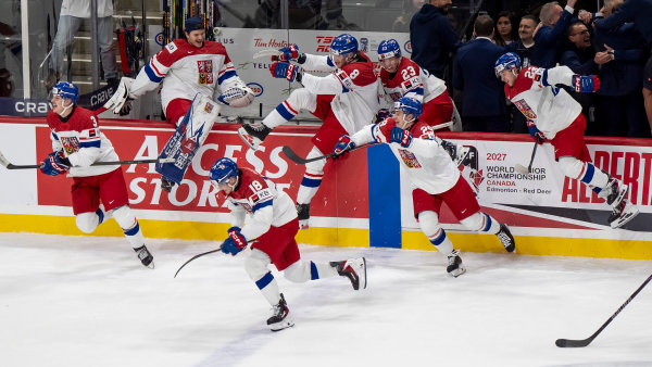 Čeští hokejoví junioři sní svůj sen. V semifinále přetlačili Kanadu a budou bojovat o zlato