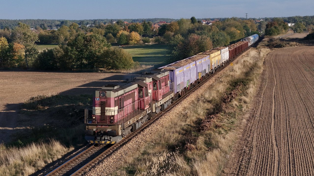 N�kladn� vlaky s n�kolika druhy zbo��. Pro p�edchoz� veden� �D Cargo...