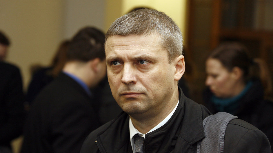 Roman Pekrek je jedinm nepodmnn odsouzenm poslancem v tomto funknm obdob.