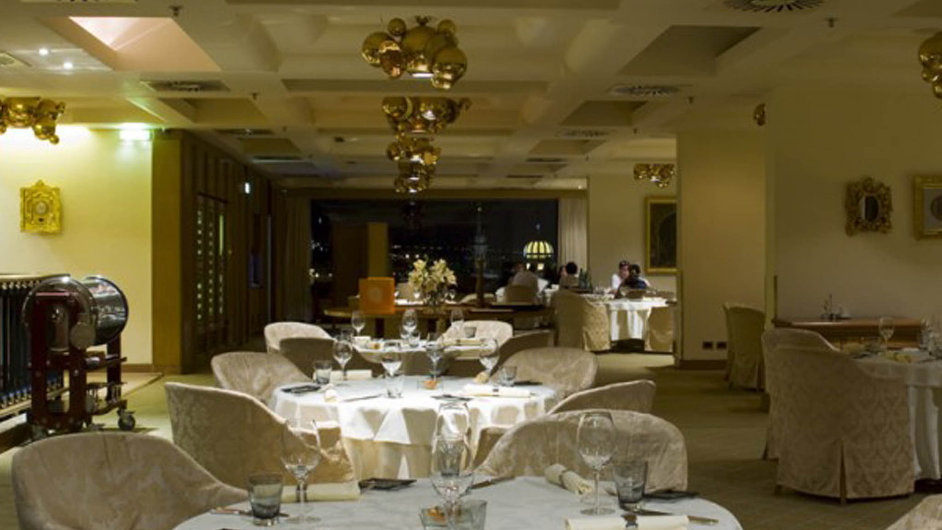 Restaurace Zlat Praha v praskm hotelu InterContinental.