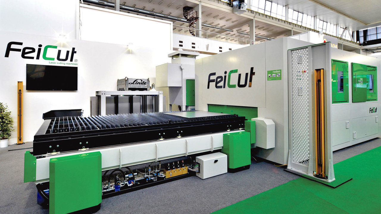Laserov ezac stroje FeiCut jsou dodvny vhradn s linernmi motory HIWIN.