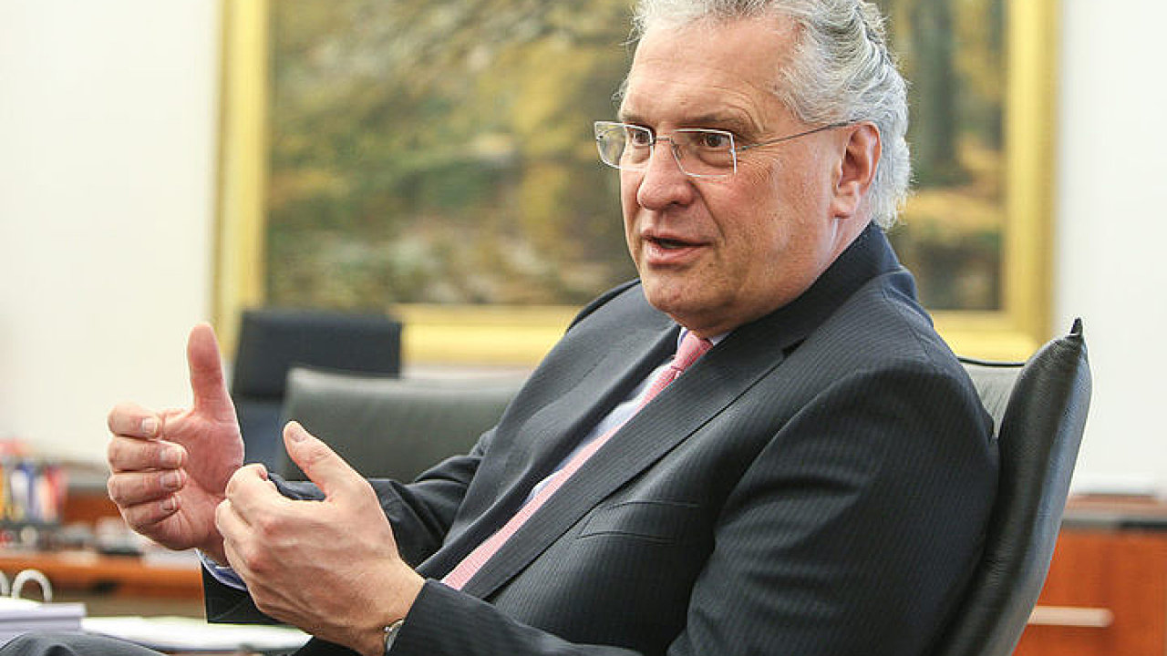 Bavorsk ministr vnitra Joachim Herrmann.