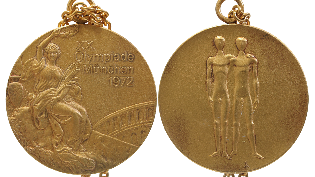 Avers a revers olympijsk medaile z Mnichova