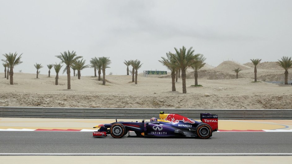 Red Bull Marka Webbera pi trninku v Bahrajnu