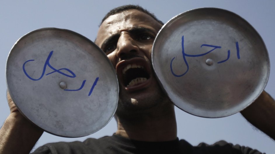 V Egypt statisce lid protestuj proti prezidentu Mursmu a Muslimskmu bratrstvu