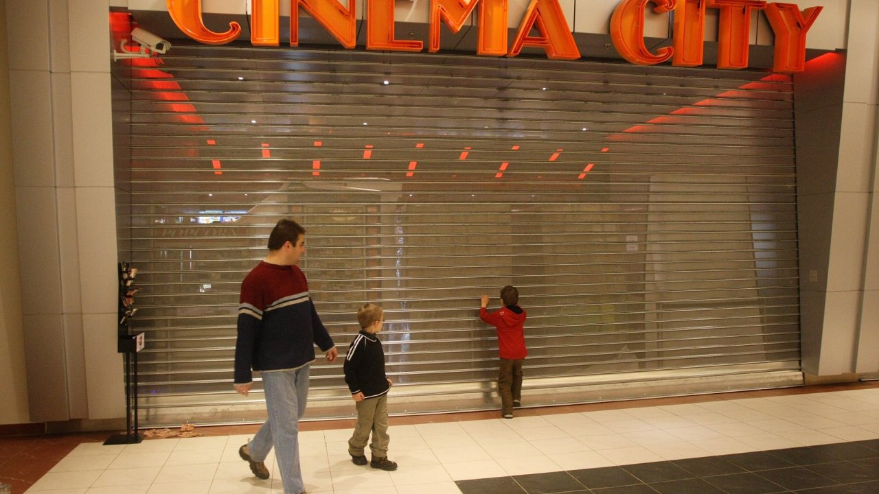 Multikino Cinema City v nkupnm centru Novodvorsk Plaza bylo zaveno pro malou nvtvnost na konci roku 2008.