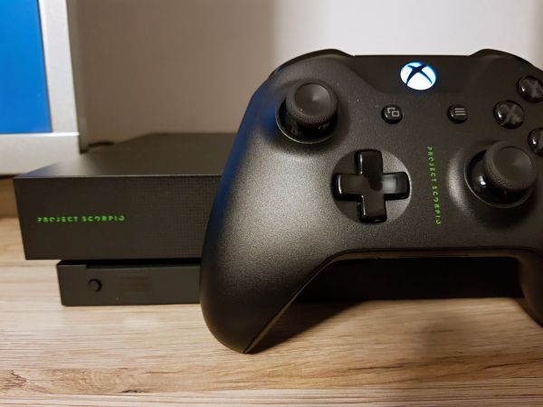 Xbox One X Scorpio Edition si mohli objednat nejvt fanouci v omezenm mnostv