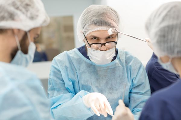 Doktor, pot, operace