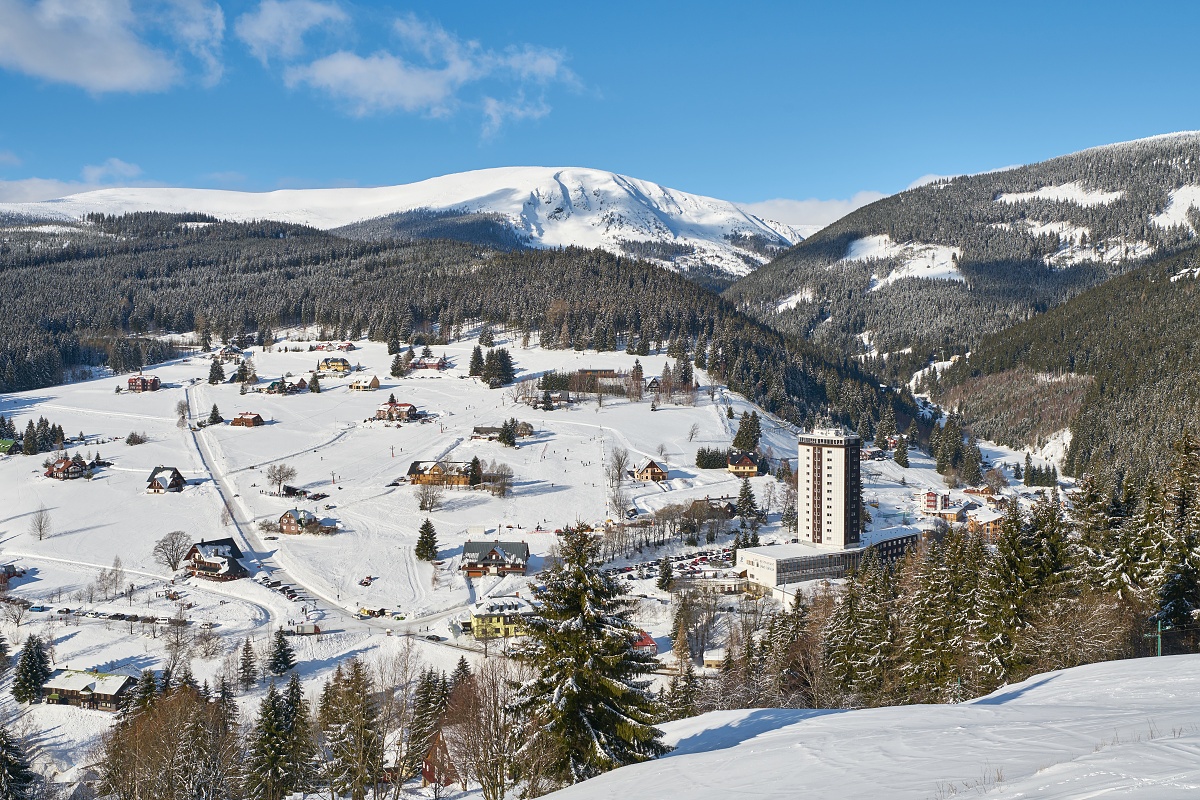 Hotel Horizont panorama zima 2019