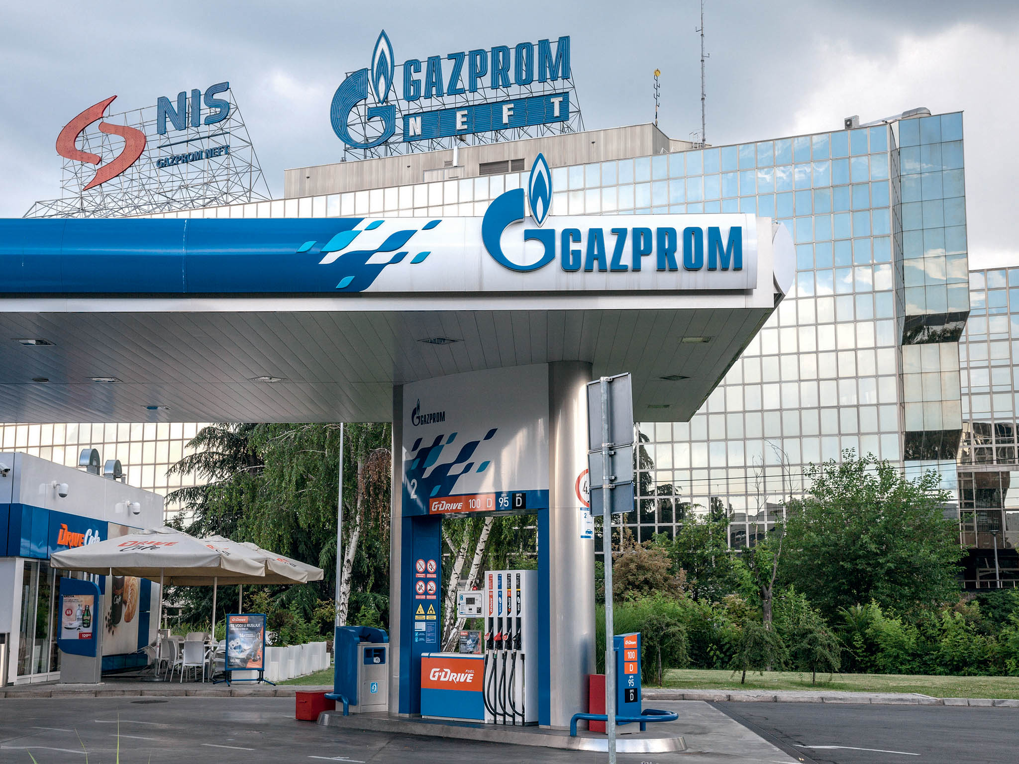 Rusko slbilo vce plynu, EU chce snit ceny.