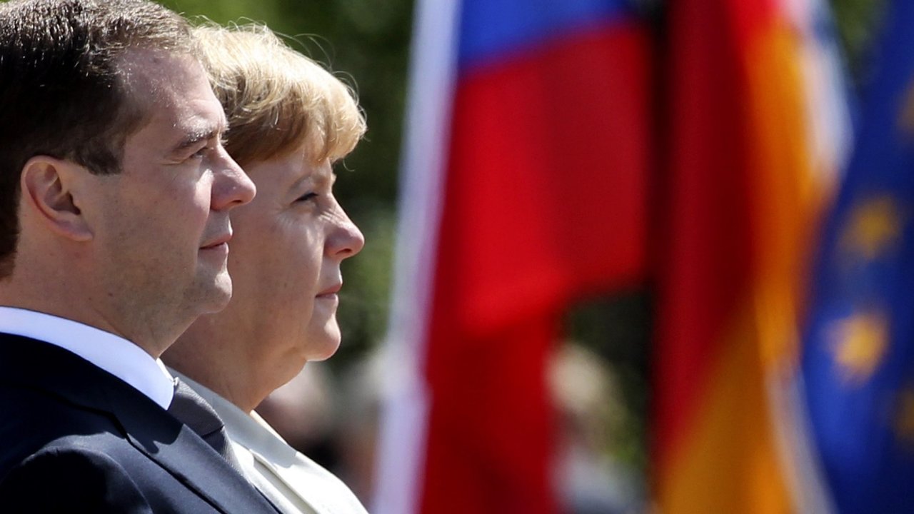 Nmeck kanclka Angela Merkelov a rusk prezident Dmitrij Medvedv.