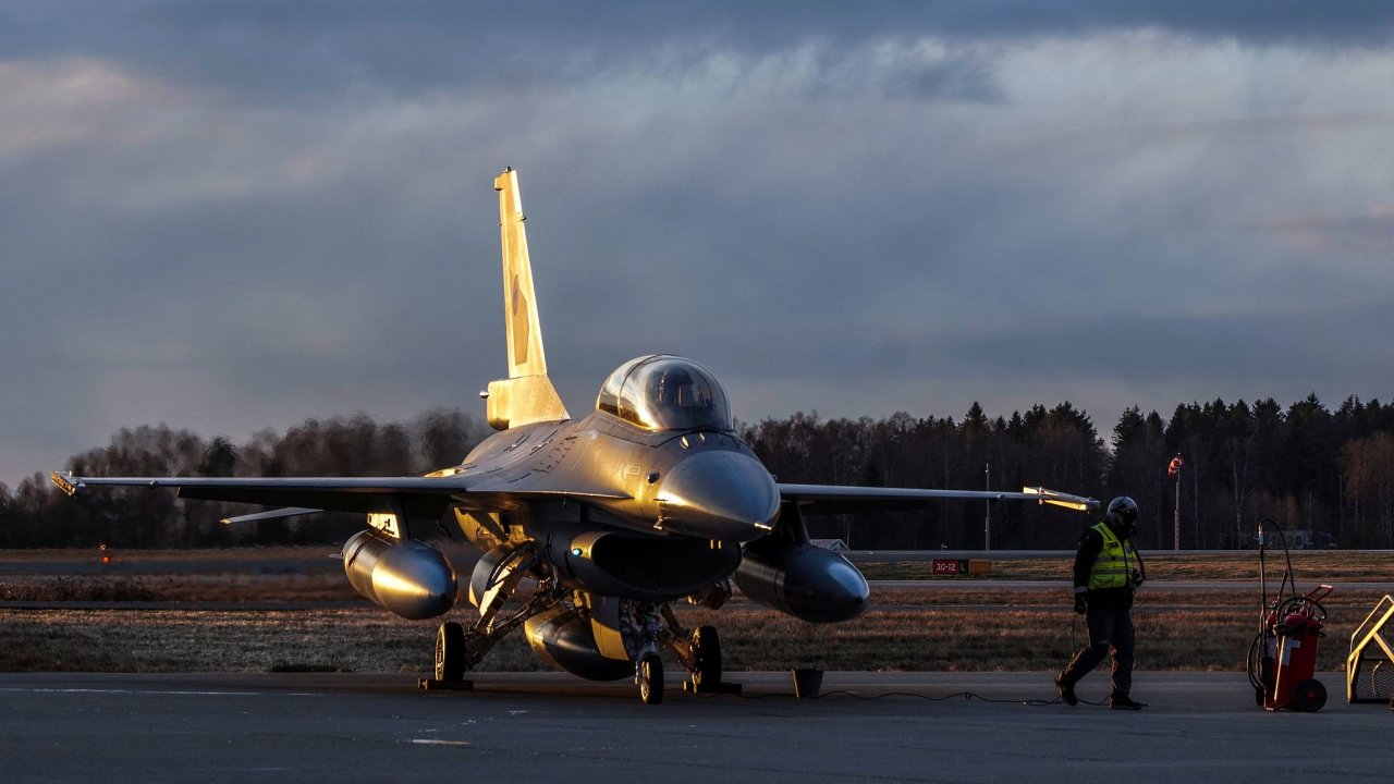 F-16, sthaka, sthac letoun, Rumunsko