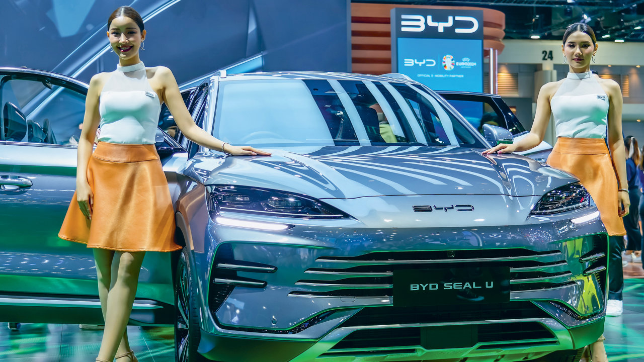 Čínský BYD zrychluje dobíjení.