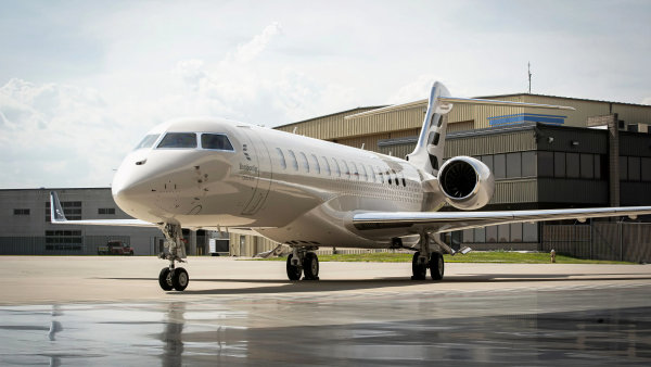 Letoun Bombardier Global 8000