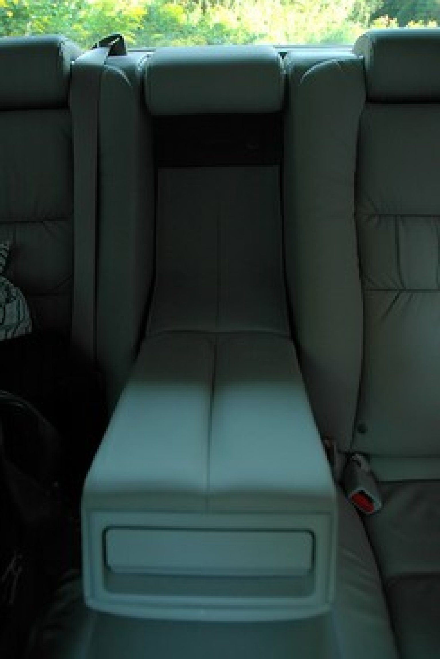 961320343_honda_legend_26_245x367_.jpg