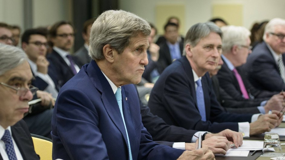 John Kerry (uprosted) byl mezi lety 2013 a 2017 ministrem zahrani USA, nyn by ml mt v Bidenov budoucm kabinetu na starosti boj s klimatickmi zmnami.