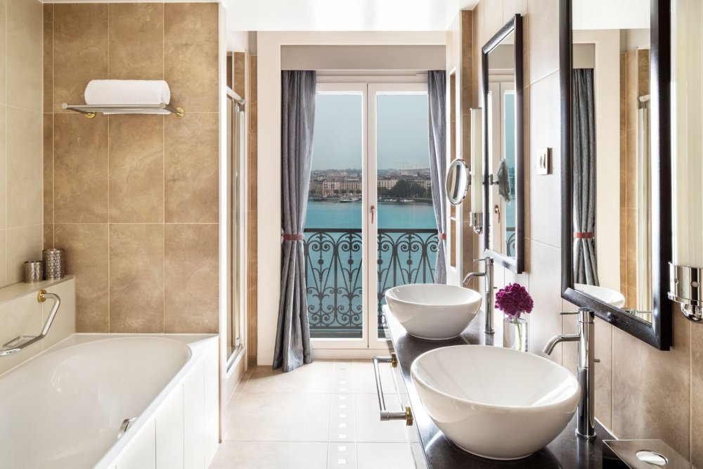 Hotel Ritz-Carlton de la Paix v Ženevě