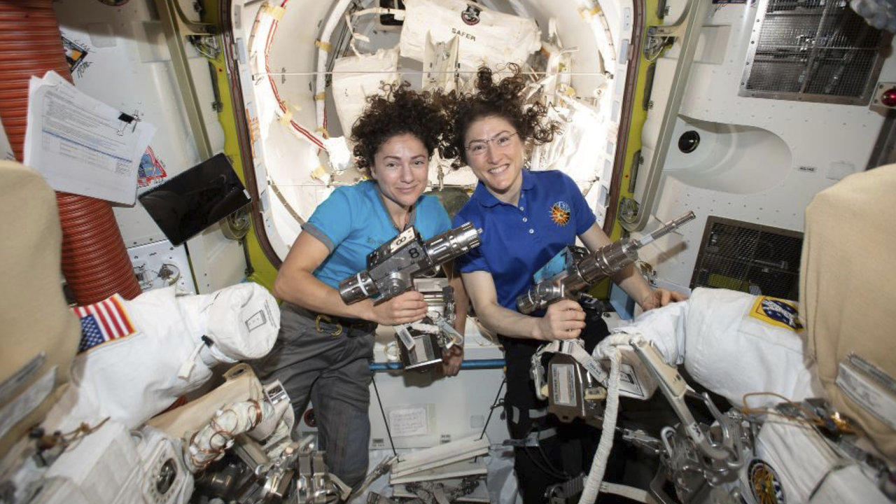 ISS astronautky Jessica Meir Christina Koch