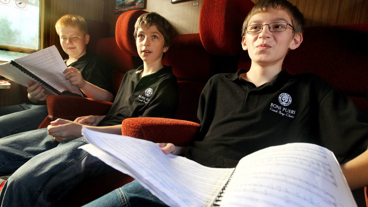 Z Hlavního nádraží v Praze odjel 19. května speciální vlak Gustav Mahler Express s téměř 500 hudebníky, kteří v Hamburku a Hannoveru provedou Mahlerovu Symfonii tisíců.