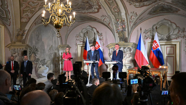 Společné jednání české a slovenské vlády po třech letech: Fico mluvil o hlase zdravého rozumu, Babiš žádal o ukončení stavu ropné nouze
