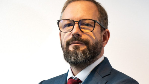 Současný šéf ČD Cargo Radim Ječný přišel ze soukromé logistiky a čelí...