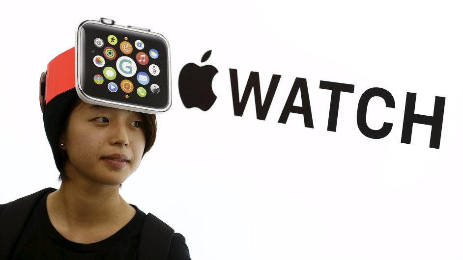 Nov hodinky Apple Watch se v ptek zaaly prodvat ve Spojench sttech, Londn, Berln i Tokiu.