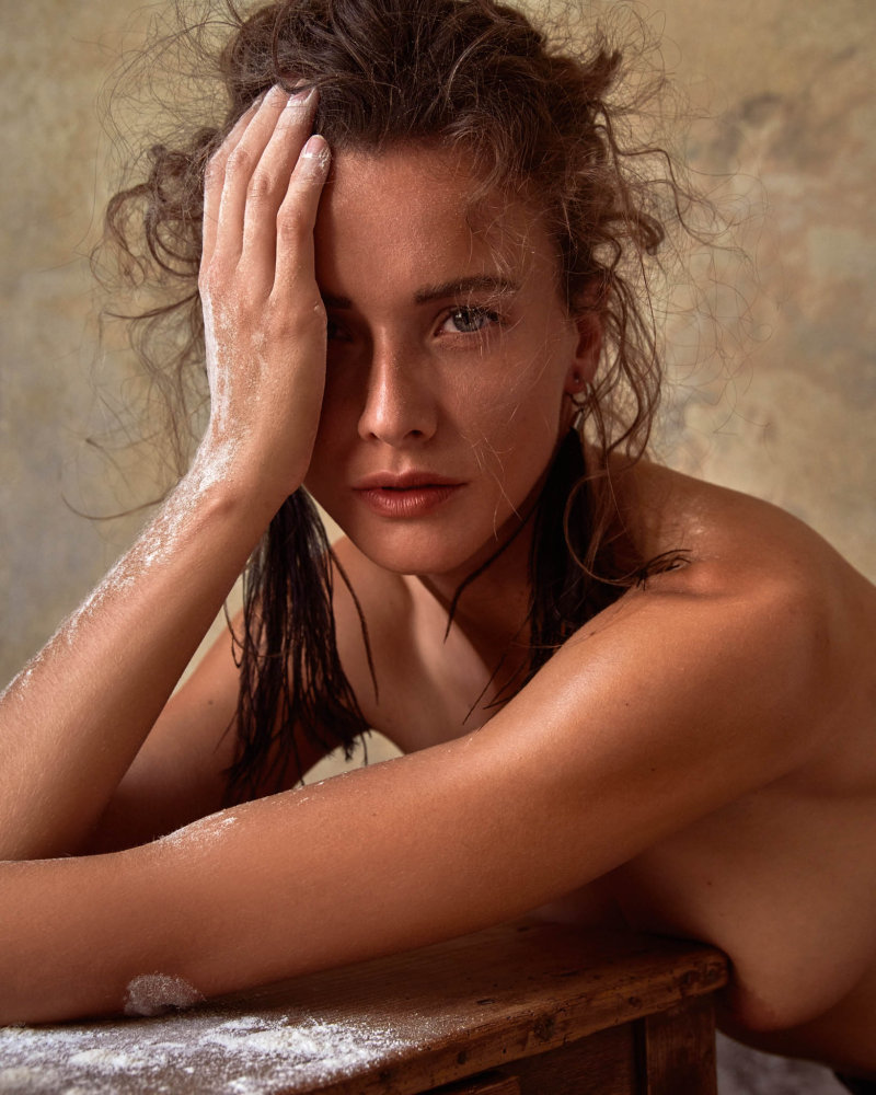 Modelka: Dominika Kucharova (Exit Management Bratislava)