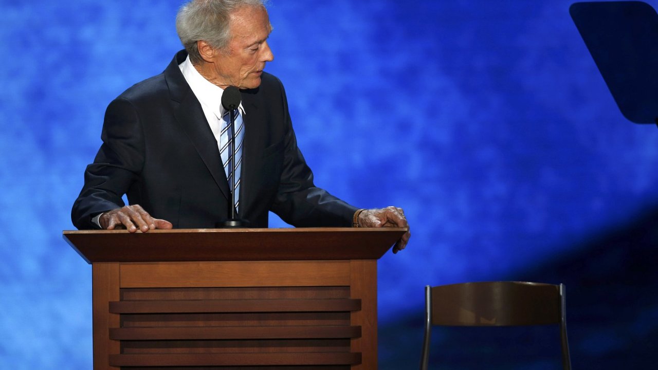 Clint Eastwood mluv s imaginrnm Barackem Obamou