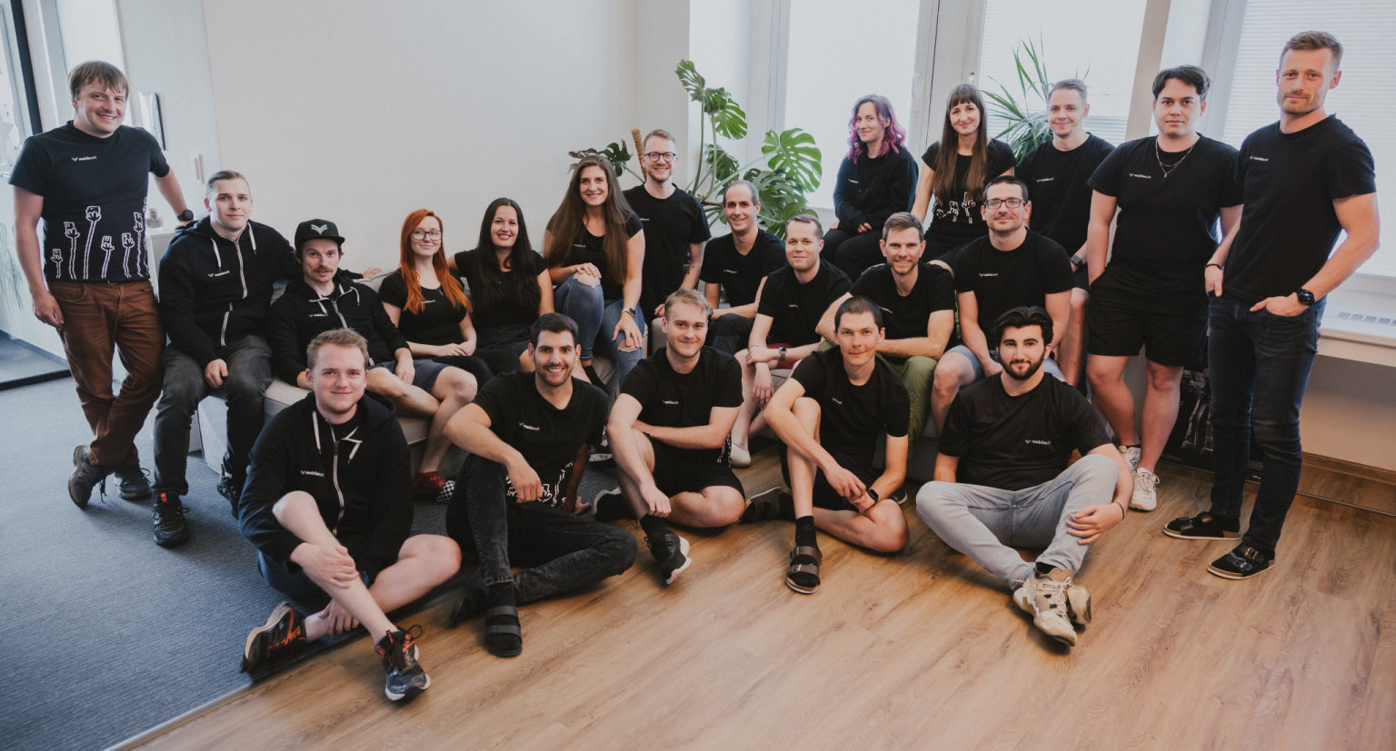 T�m spole�nosti MobileSoft z Hradce Kr�lov�.