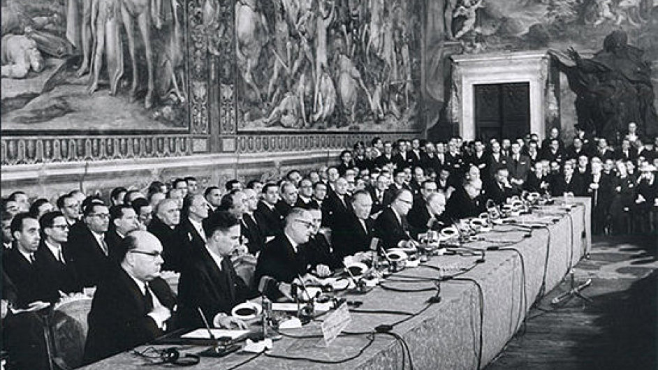 Podpis Øímské smlouvy v roce 1957