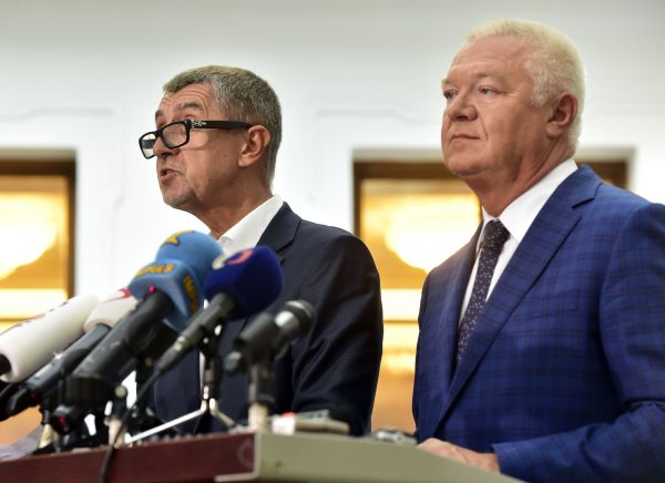 P�edseda hnut&iacute; ANO Andrej Babi&scaron; a prvn&iacute; m&iacute;stop�edseda ANO Jaroslav Falt&yacute;nek.