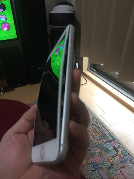 iPhone 8 Plus s vypouklou baterií