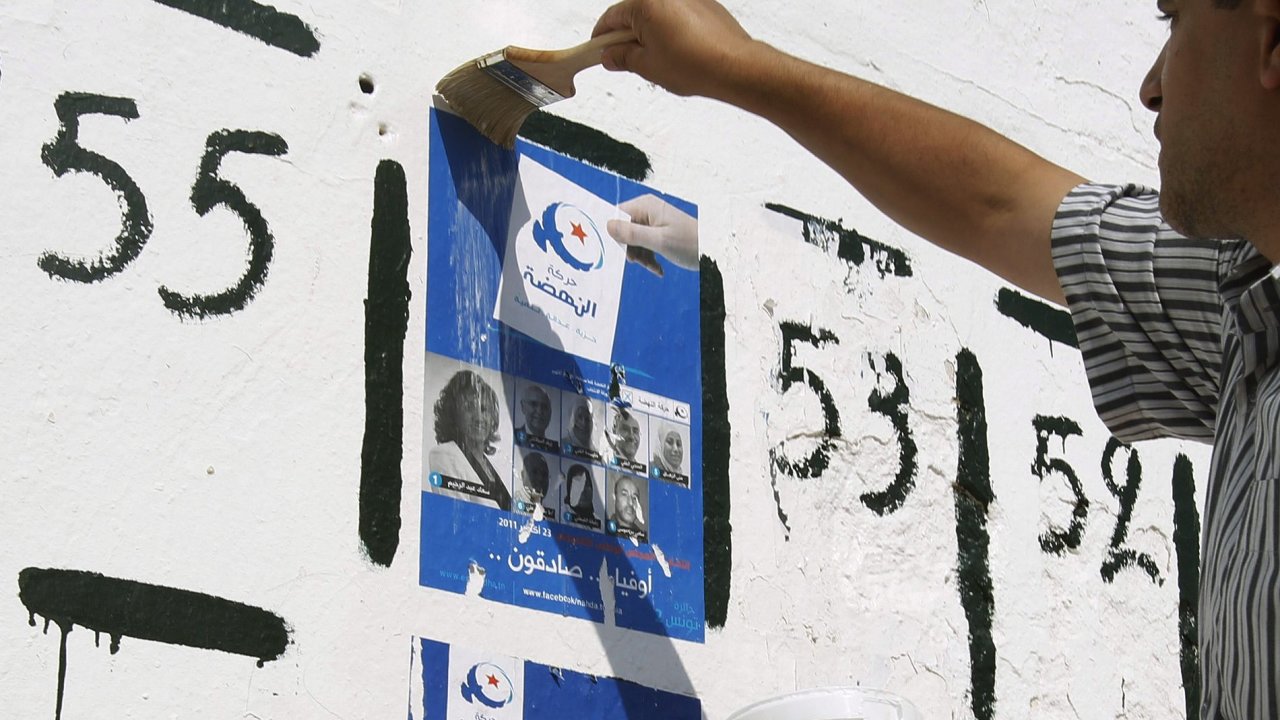 Pedvolebn plakty v Tunisku