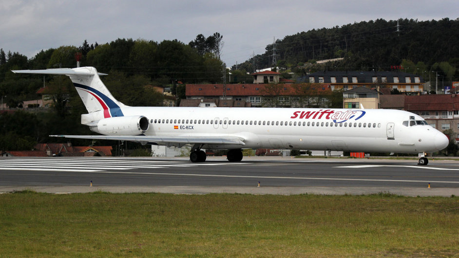 Letadlo MD 83 spolenosti Swiftair - ilustran foto