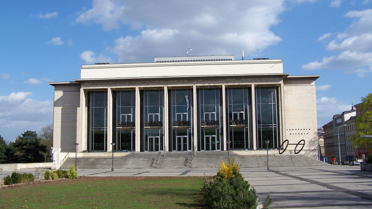 Jankovo divadlo rekonstruuje sdruen firem Metrostav, IMOS a OHL.