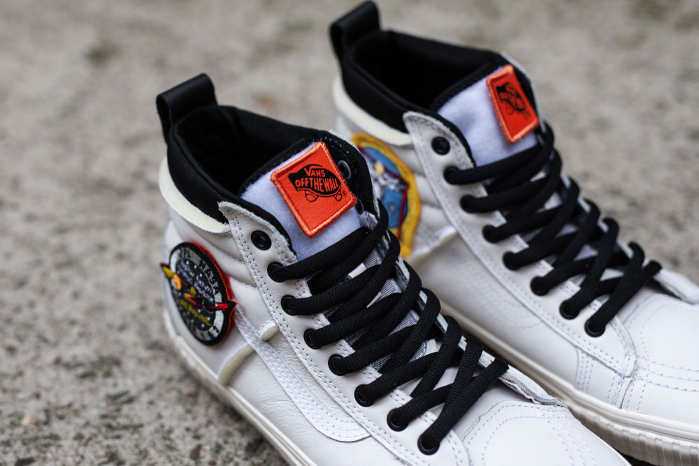 Z kolekce Vans x NASA Space Voyager
