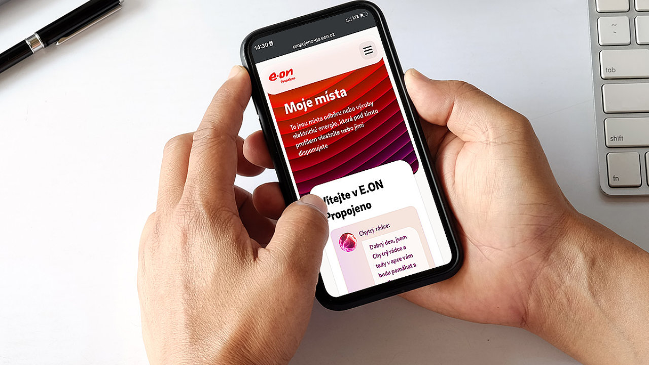 Komer�n� �l�nek