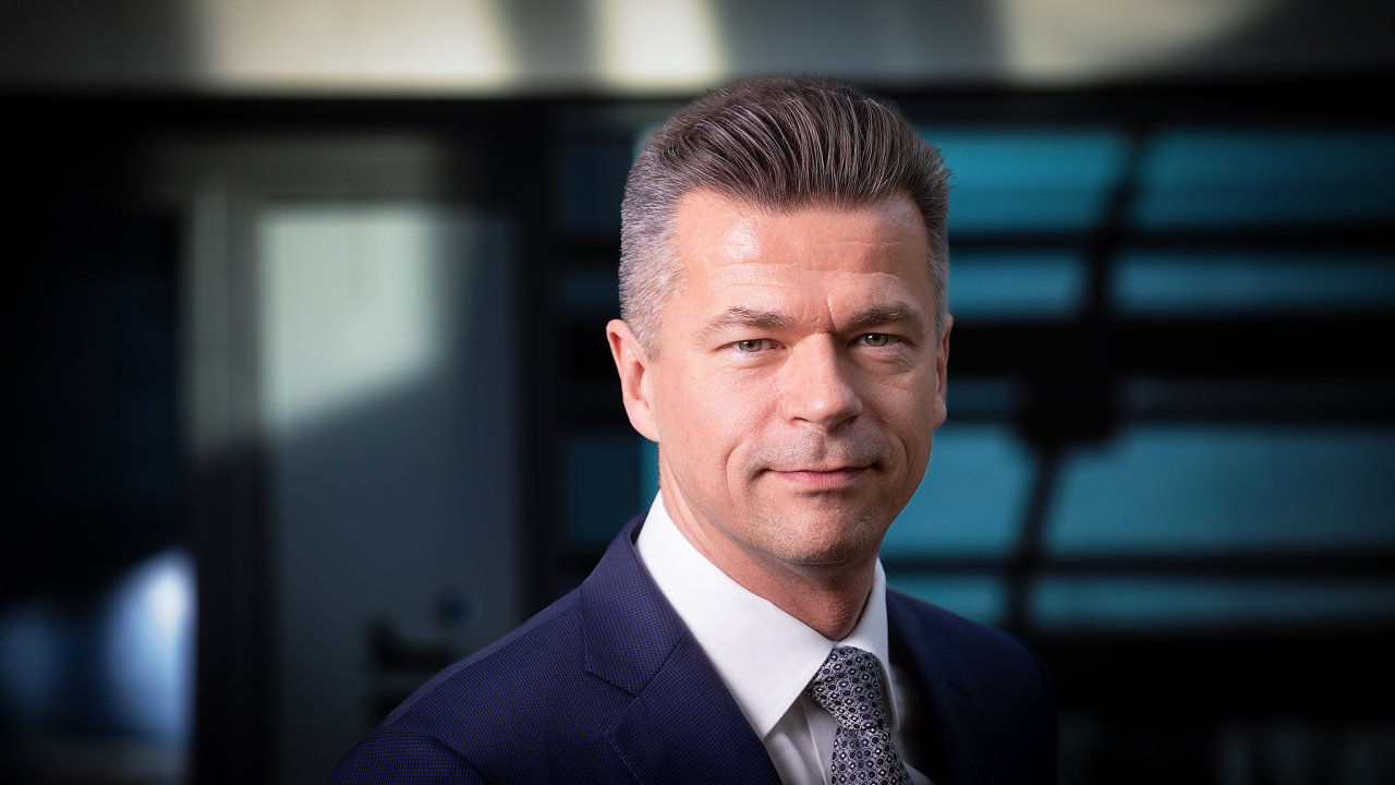 Martin Voh�nka, ��f spole�nosti Eurowag a p�edseda spr�vn� rady 2ET, p�edstav� datov� projekt nazvan� Skv�l� �esko 2035.