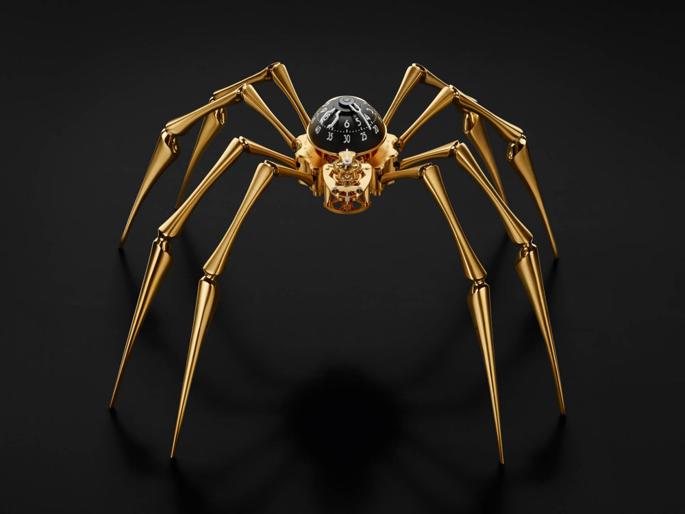 Postupně firma přešla i ke stolním zařízením, jako je pavoučí Arachnophobia.
