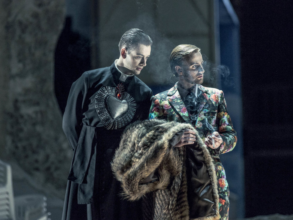 Kostýmy pro Manon Lescaut, Národní divadlo