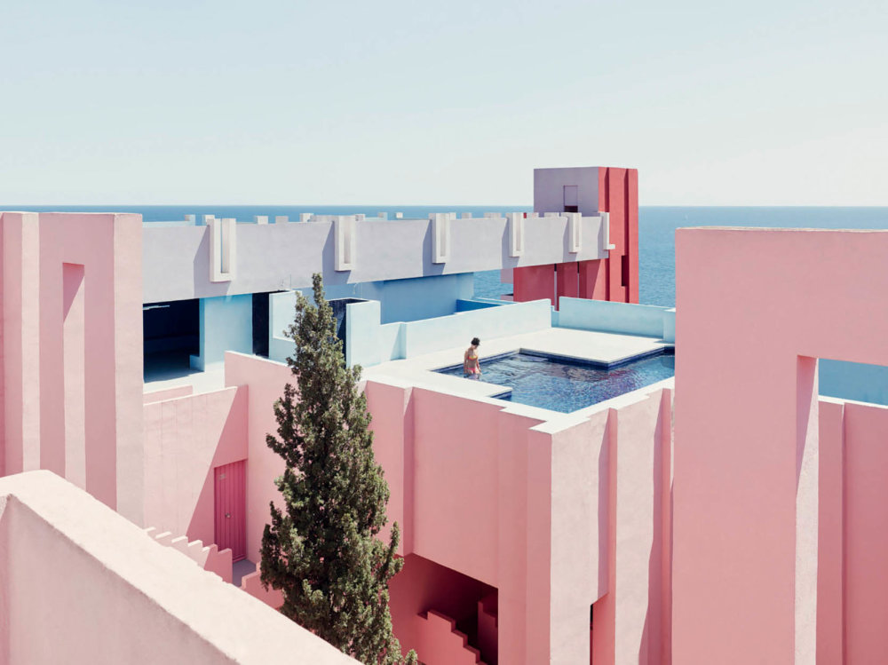 La Muralla Roja v Calpe