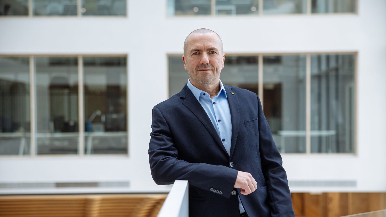 Country leader Deloitte pro �R Miroslav Svoboda nepova�uje vysok� ceny energi� za kl��ov� probl�m �esk� ekonomiky.