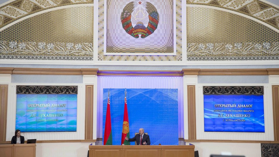 Alexandr Lukaenko bhem tiskov konference