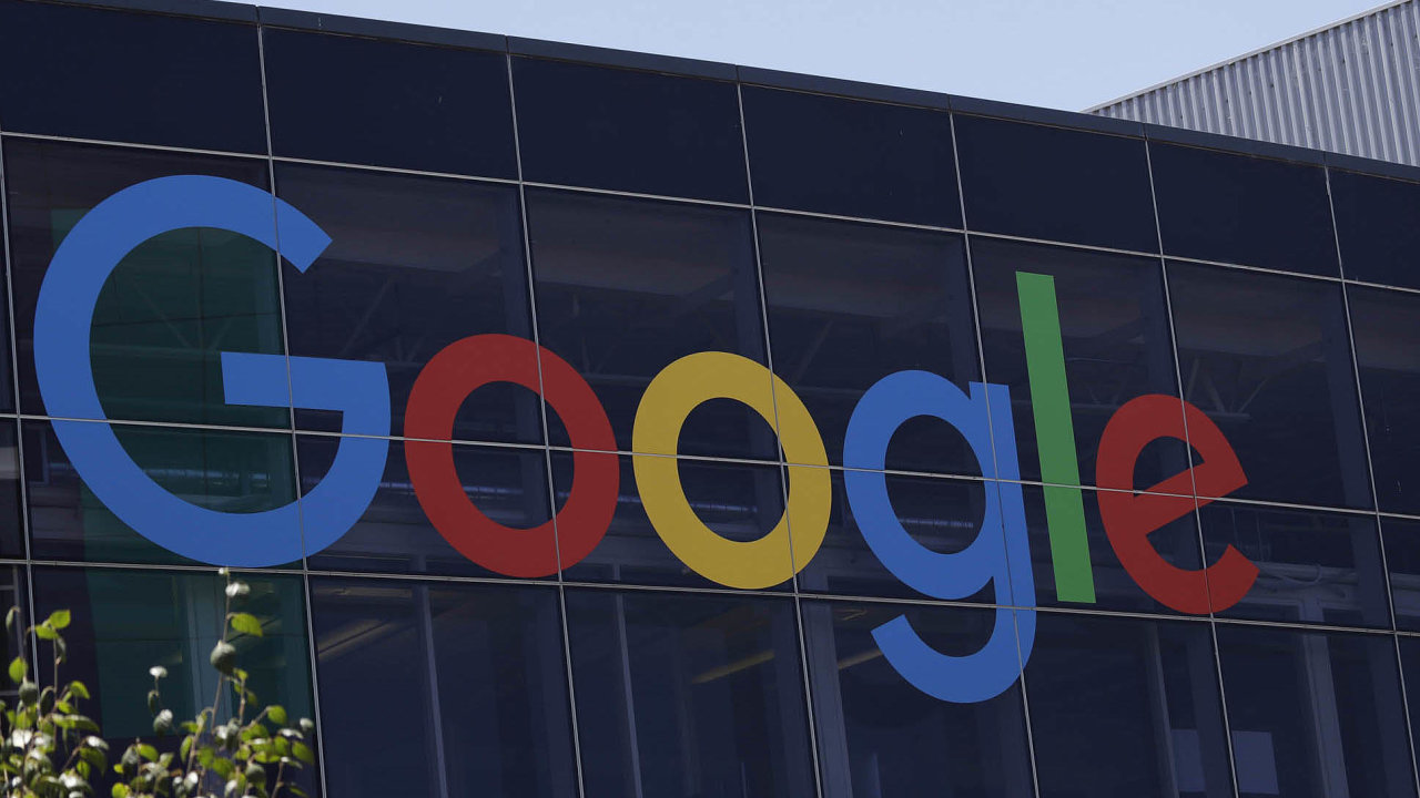Internetový gigant Google už naznaèil, že proti nové smìrnici EU chystá protiopatøení.
