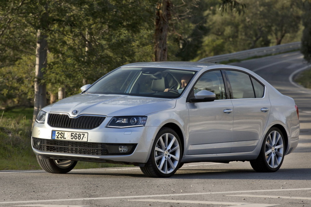 Škoda Octavia Domácí model se stal absolutním vítězem mezi sériovými vozy a získal tak ocenění za design roku. Na druhém místě skončilo Ferrari F12berlinetta, na třetím elektromobil Tesla Model S.